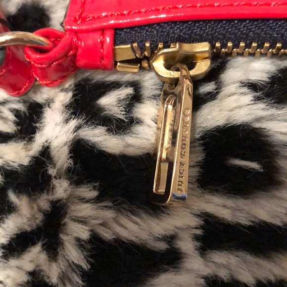 Juicy Couture Wristlet - Picture 3 of 4